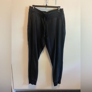 Lululemon Scuba Jogger - Size 10 - Black